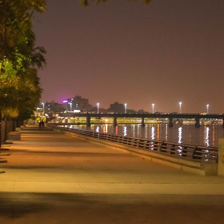 River Front Property Ahmadábád Exteriér fotografie